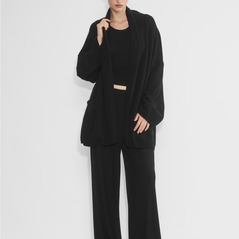 Aritzia Nook Merino Wool Black Oversized Women's Cardigan Sweater - Picture 1 of 14